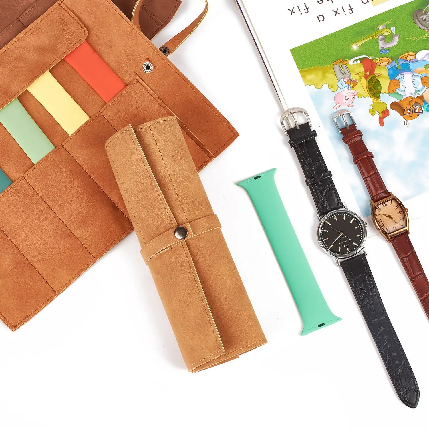 Organizzatore per rotolo di cinturino per orologio con scatola di immagazzinaggio a 5 slot Cinturino per orologio Borsa per orologio intelligente Custodia da viaggio fatta a mano in pelle