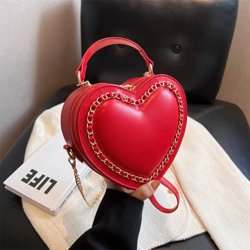 Women\'s Red Love Shaped Design Bag Fashion Solid New Handheld Bag Advanced Versatile Chain Crossbody Bag Zipper Wedding Bag