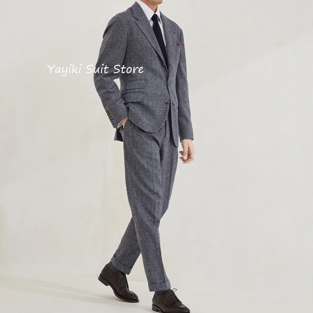 

Повседневный классический мужской костюм, костюмы из ткани «елочка», двойные карманы с клапанами, модный комплект из двух предметов, однобортный элегантный мужской костюм