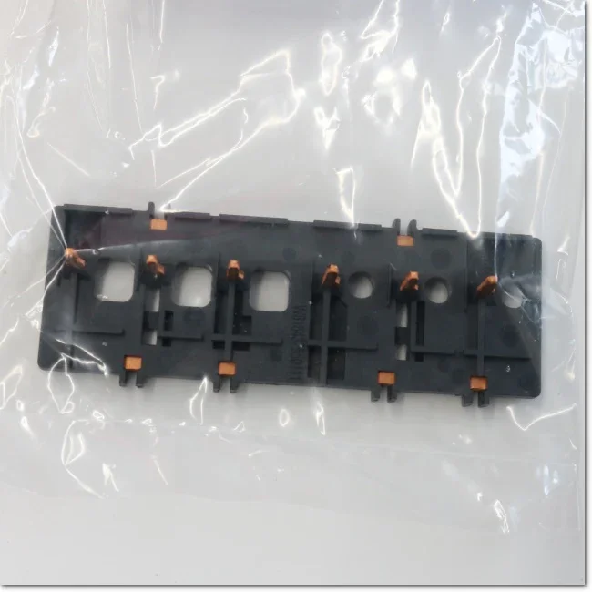 10 pcs LAD9V5 Set of power connections, parallel busbar, for 3P reversing contactors assembly, LC1D09-D38 screw clamp termin