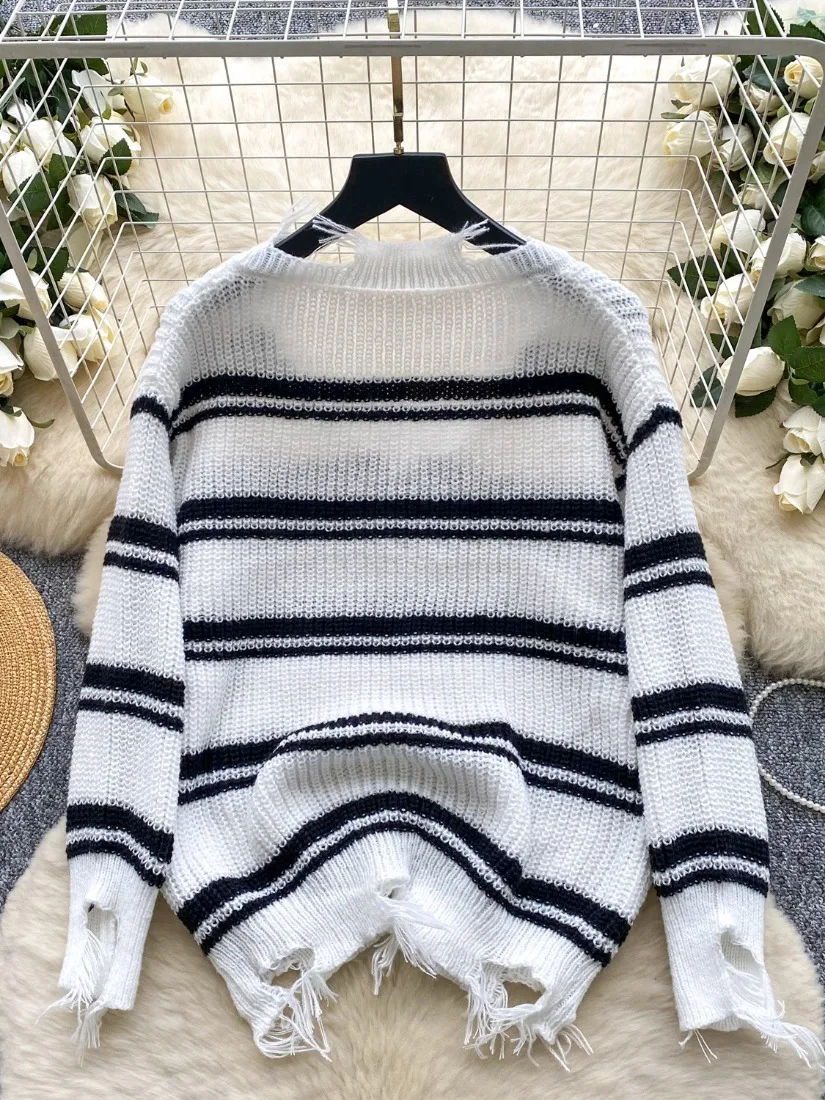 Foamlina Y2k Girl's Streetwear Stripe Sweater Women's Edgy Knit Jumper Cool Top Distressed Stripe Pattern Loose Pullover Sweater