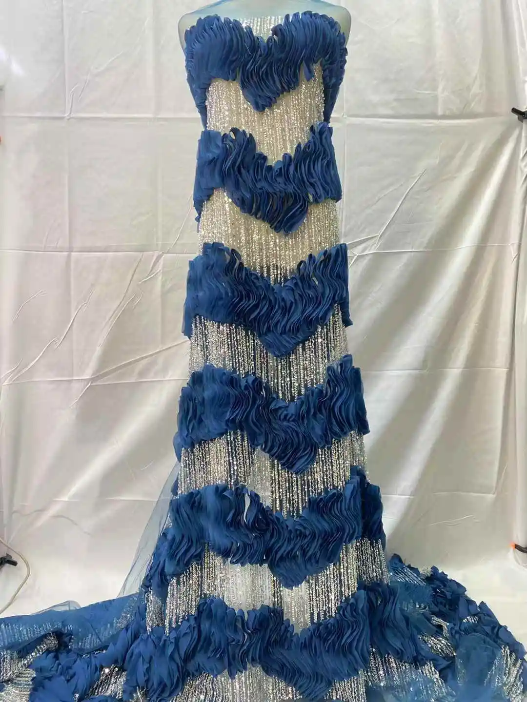 ขายส่งแฟชั่นภาษาฝรั่งเศสคําสุทธิลูกไม้ผ้าลูกปัด 2025 แอฟริกันTulleตาข่ายลูกไม้สําหรับงานแต่งงานของผู้หญิงเย็บชุด