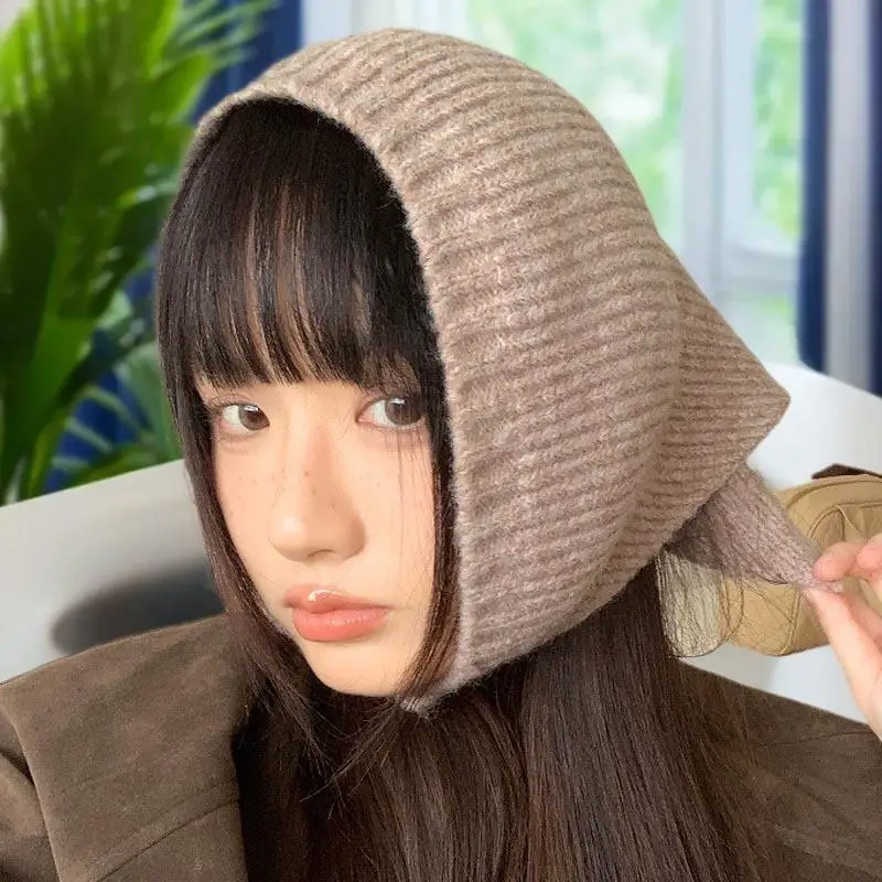 Sciarpe invernali da esterno calde lavorate a maglia addensate; Copricapo a triangolo retrò per donna.