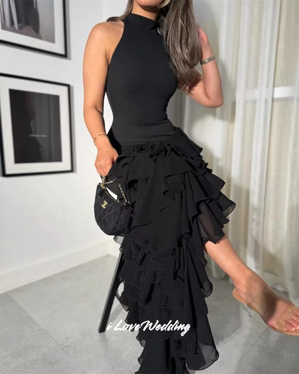 Zwarte hoge kraag zeemeermin chiffon ruches mouwloze avondjurken meerlaagse zijsplit vloerlengte geplooid op maat