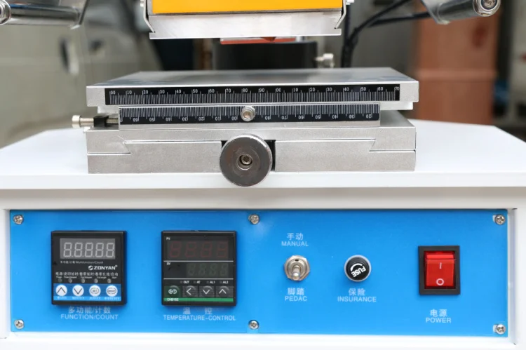 220v/110v Full Set Small Heat Press Id Card Gold A3 Size Pneumatic Hot Foil Stamping Machine for Leather Paper Wood Plastic
