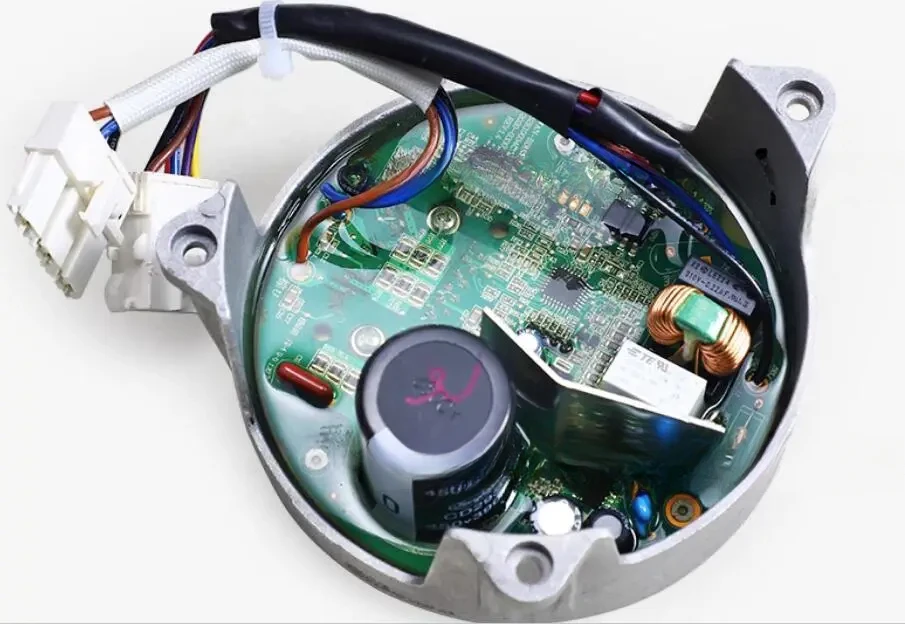 

Плата привода двигателя стиральной машины ZXGN-420-8-30L ZXGN-420-8-116L 52K 10004301 Часть