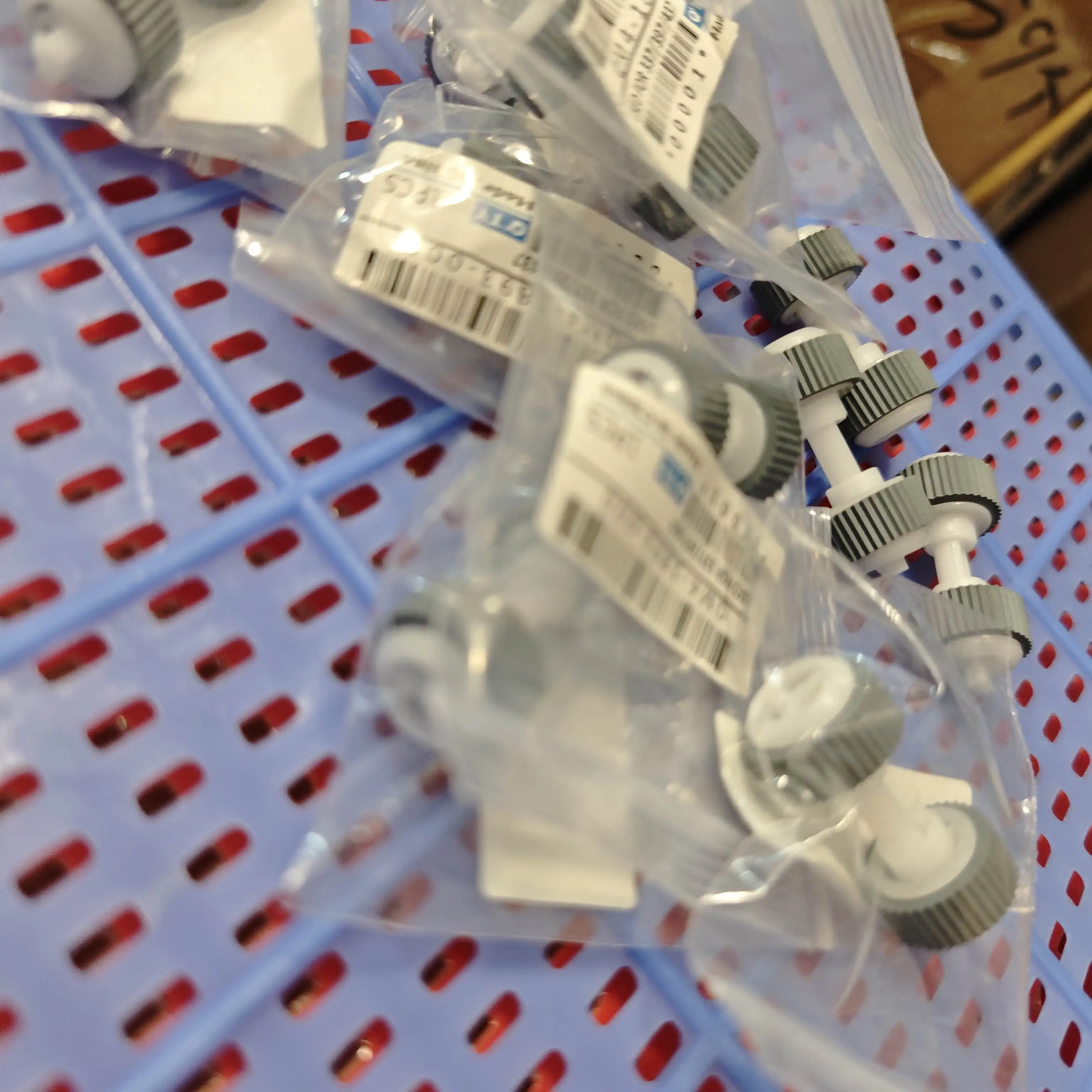 

Ролик захвата бумаги для CANON MG 2180 2580 3180 3570 3580 3680 5480 5580 5680 6180 6280 6380 6400 6530 6680 6730 6880