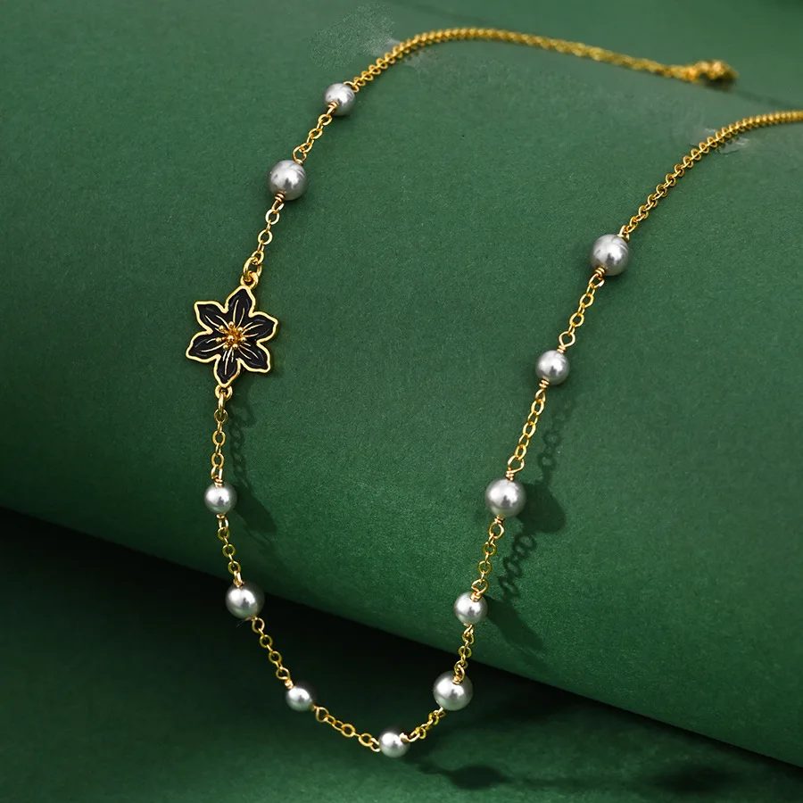 

Fashionable Enamel Glaze Lily Flower Charms Gray Pearl Beads Clavicle Necklace Light Luxury Niche High-end Design Jewelry