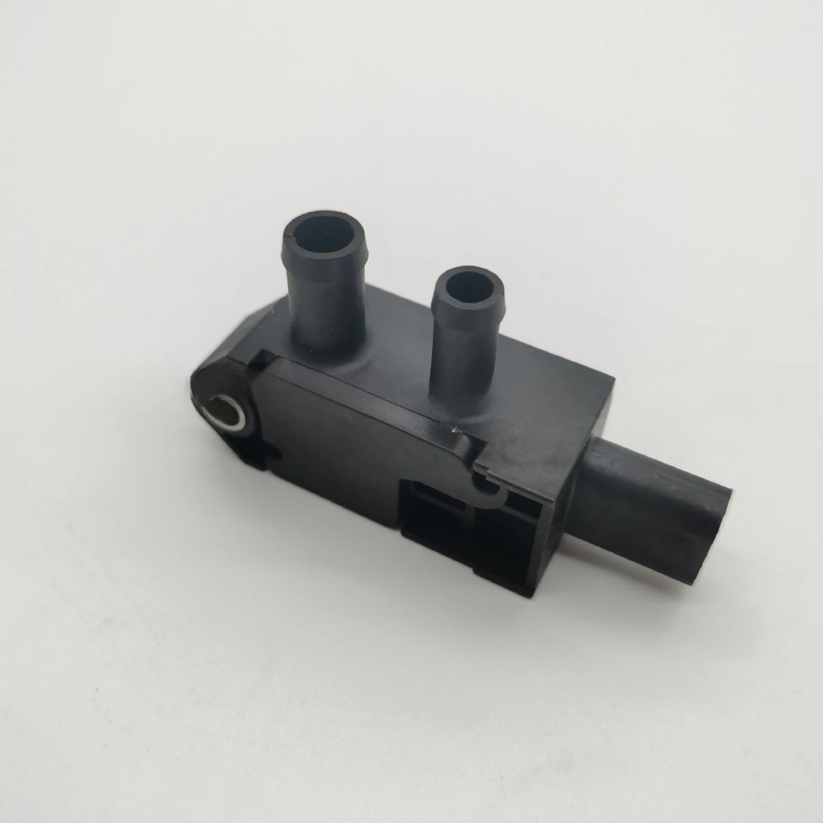 Auto parts differential pressure sensor KA1A-5L200-AB K2GA-5L200-AA JX7A-5L200-AD