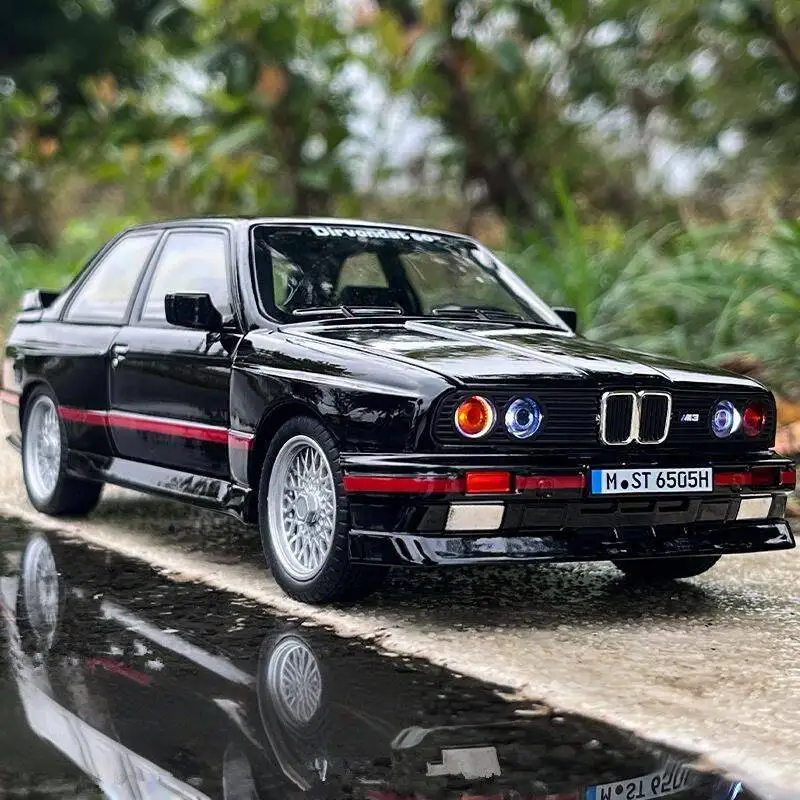 

1:24 1988, модель автомобиля из сплава BMW M3 E30, литье под давлением, металлические классические спортивные транспортные средства, модель автомобиля, имитация звука, свет, детские игрушки, подарок