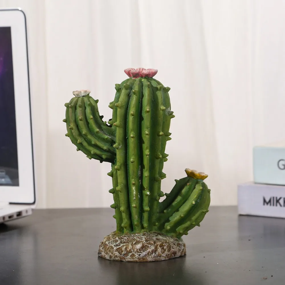 

Creative Green Cactus Statue Resin Handmade Miniature Cactus Figures Weatherproof UV Resistant Plant Figures Desktop Decor