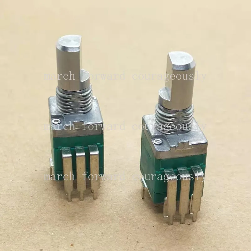 

10 шт., модель 09, 5-контактный потенциометр громкости с одним входом и переключателем, ручка B50K, длина 13 мм, вертикальные изогнутые ножки.