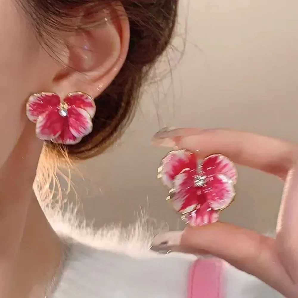 2024 New Romantic Oil Drop Flower Stud Earrings for Women Fashion Trend Elegant Sweet Girls Premium Jewelry Party Birthday Gifts