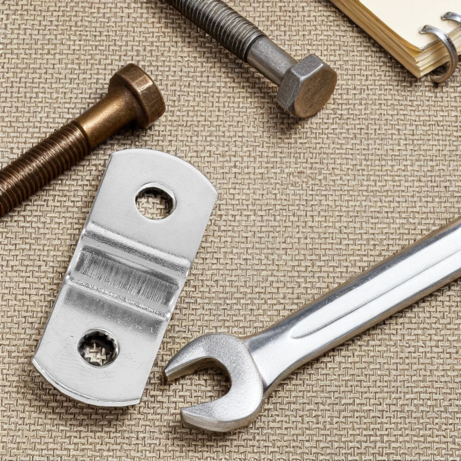 

50pcs Corner -Shape Metal Fasteners For Stable Picture Frame Assembly Dual-Hole Design Smooth Finish Fits Wood Metal