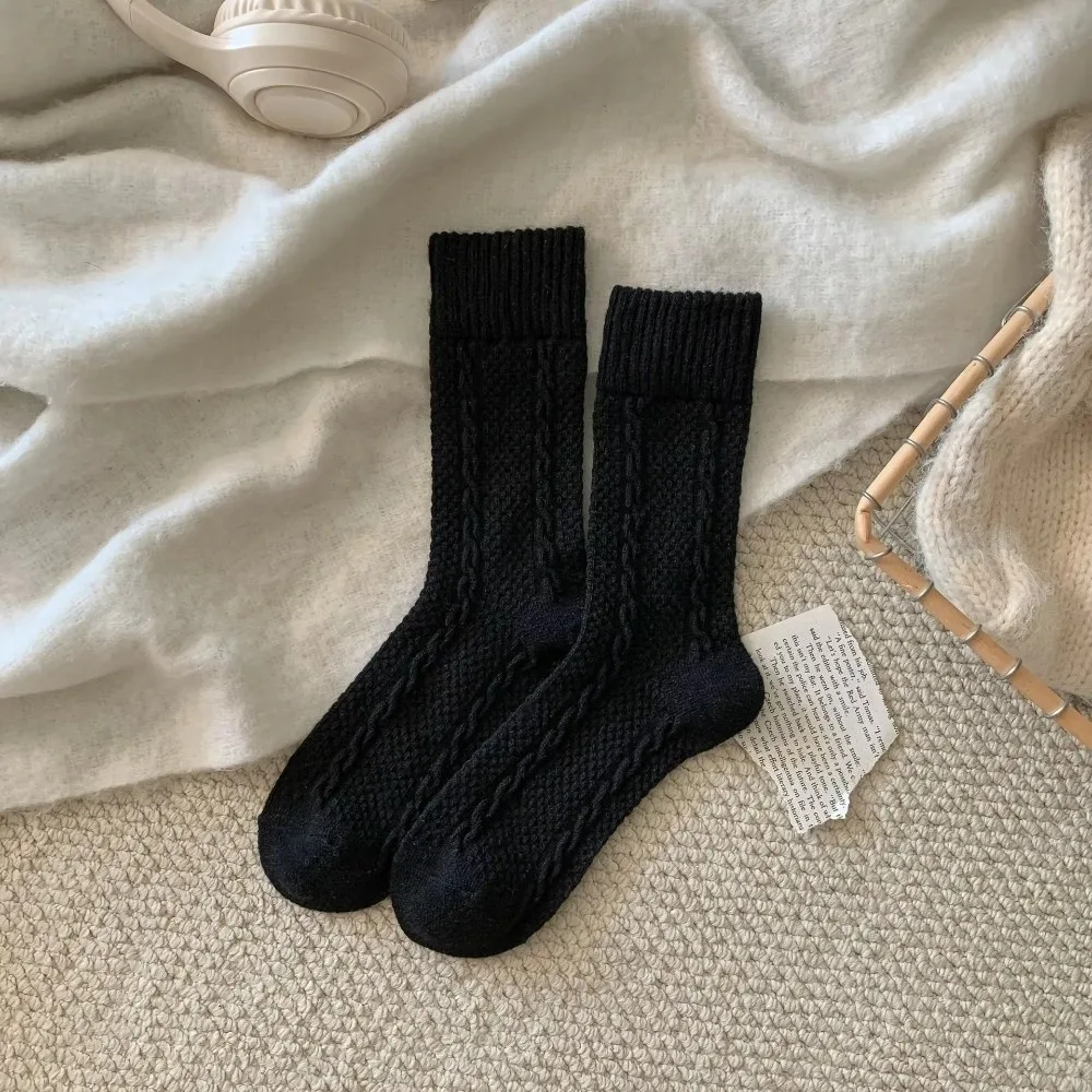 

New Vintage Winter Socks Warm Thickened Middle Tube Socks Breathable Soft Floor Socks for Women