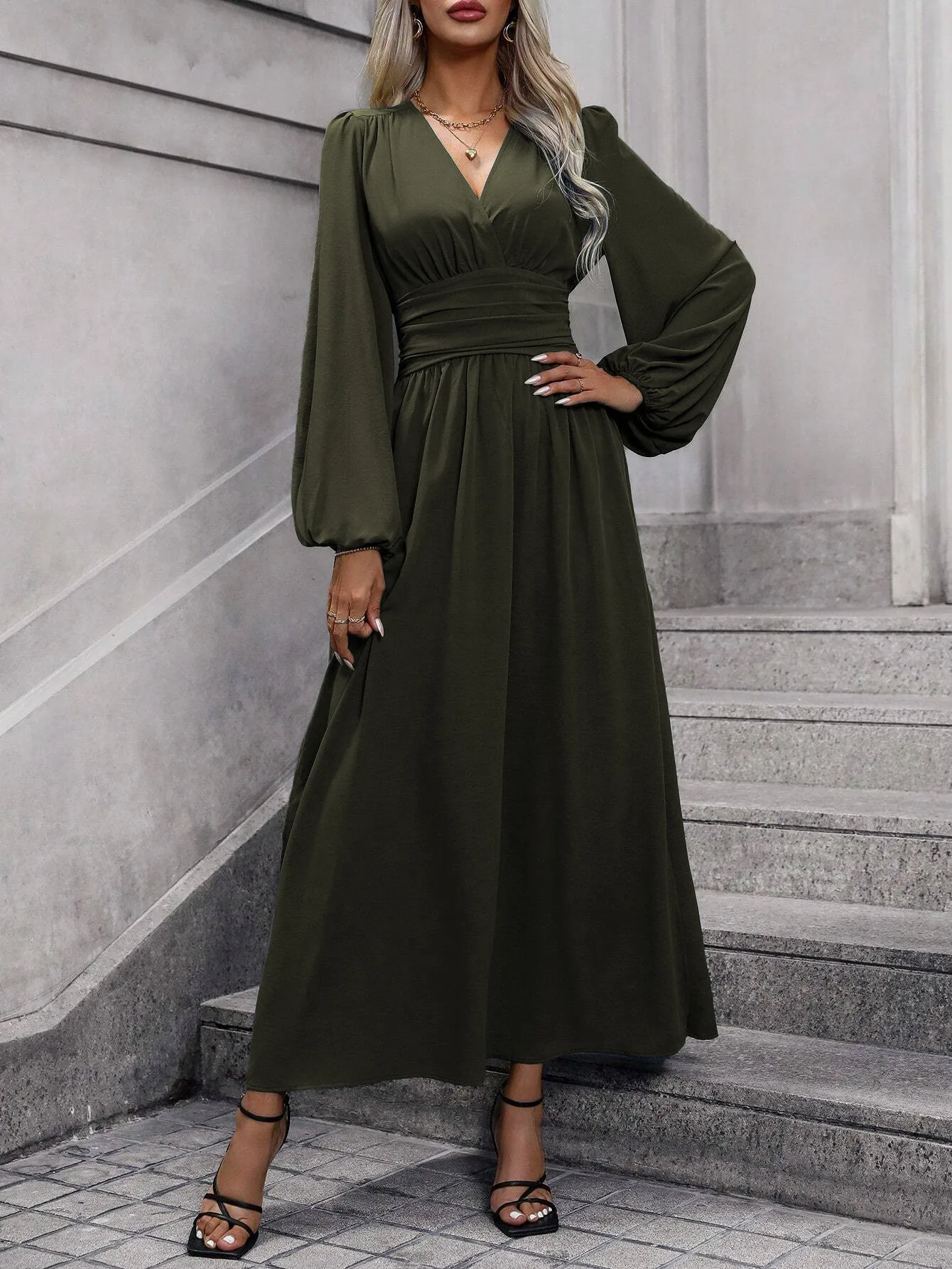 Französisches Retro-Kleid mit Laternenärmeln und Schlitz für Damen, Winter 2025, Strick-Bodycon-Maxikleid – Detail 21
