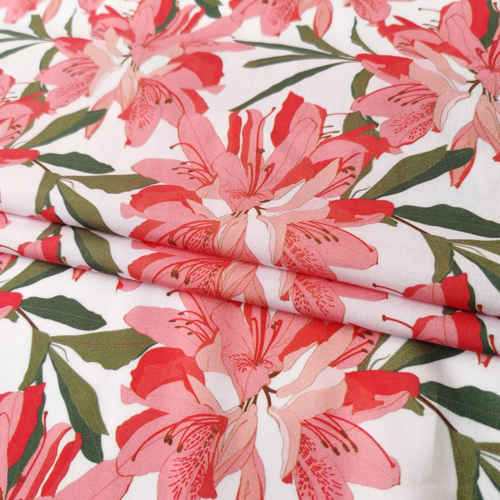 1 meter X 1.4 meter Pink Floral Dress Fabric Soft Viscose Poplin