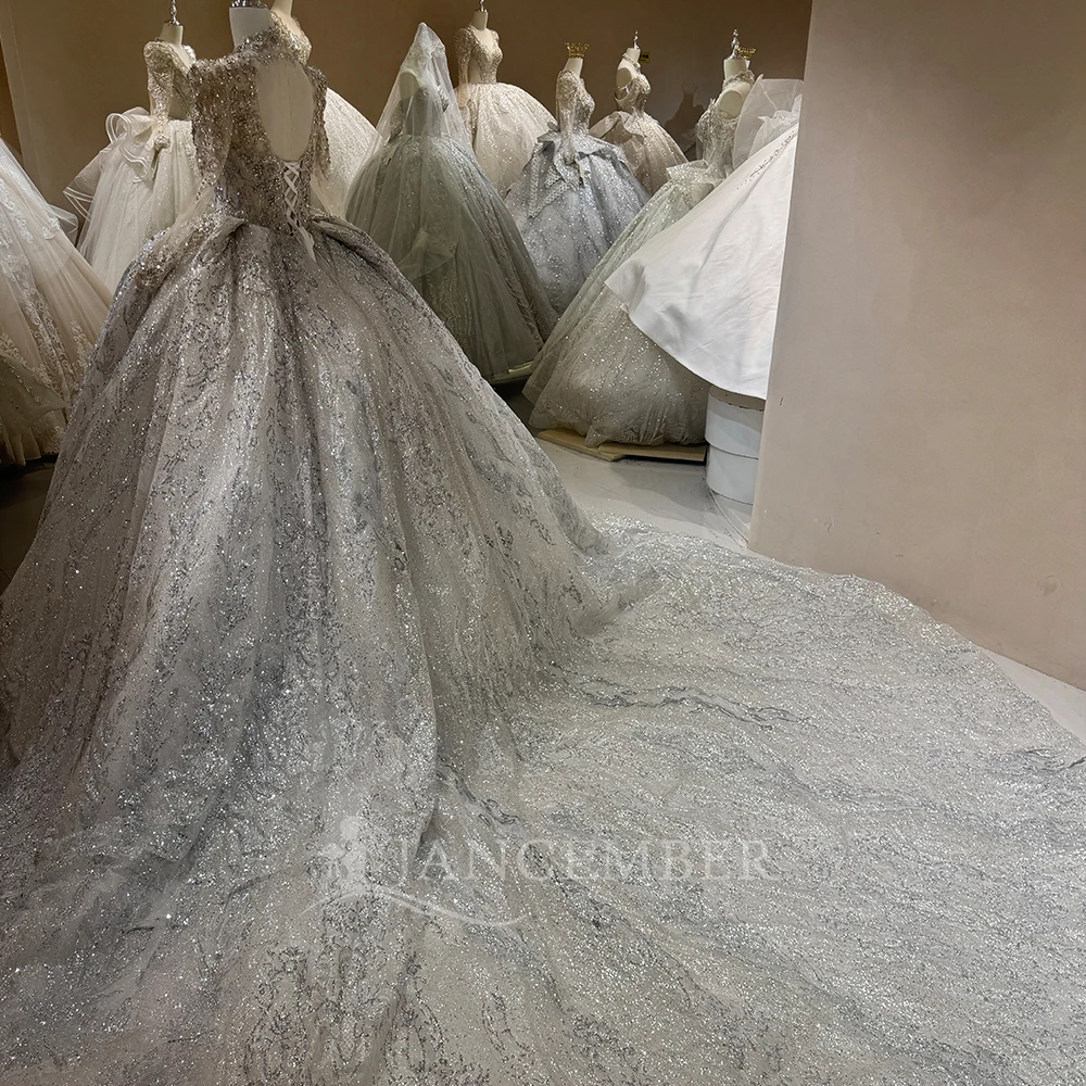 Organza Customzied Abito da ballo romantico Collo alto 2025 Abito da sposa Maniche lunghe Backless Corte dei treni Sposa abiti da sposa bod