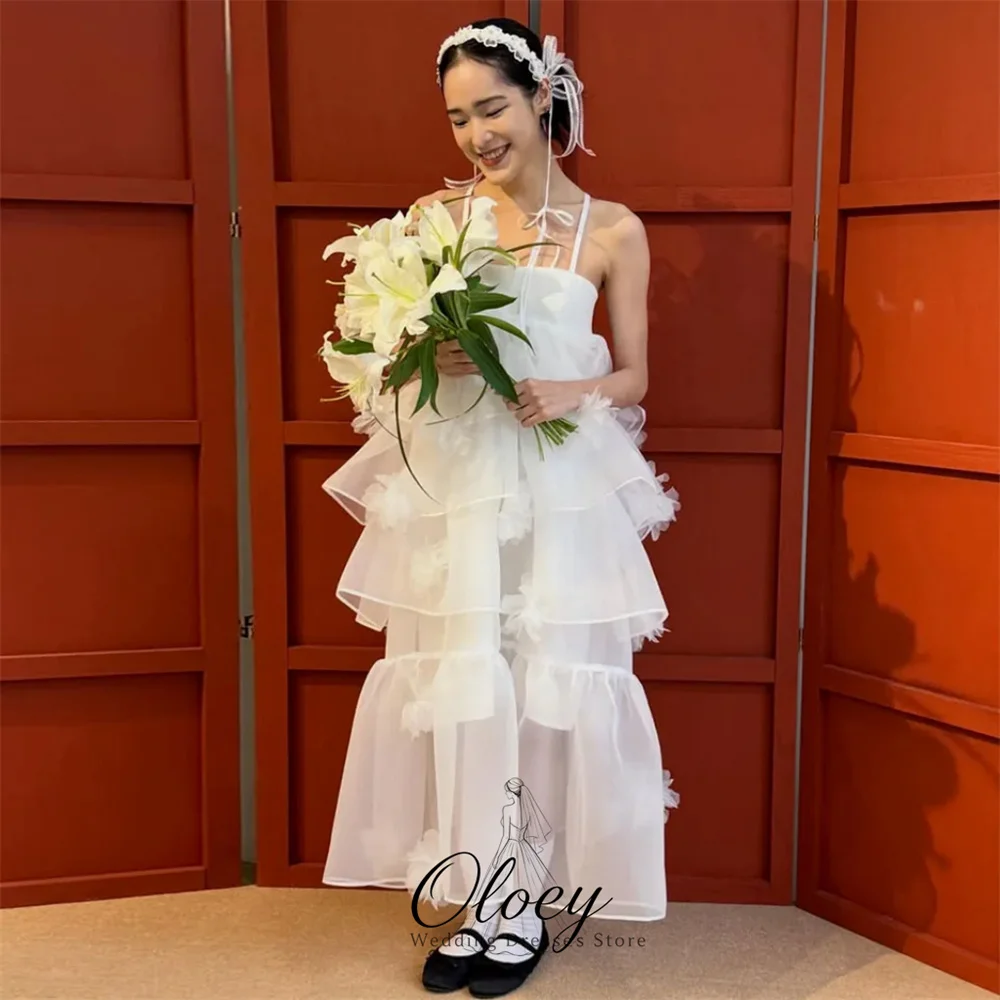 OLOEY Customized Cute 3D Flowers Spaghetti Strap Bridal Gown Tiered A-Line Korea Wedding Dress Photo Shoot Lawn Wedding 웨딩드레스