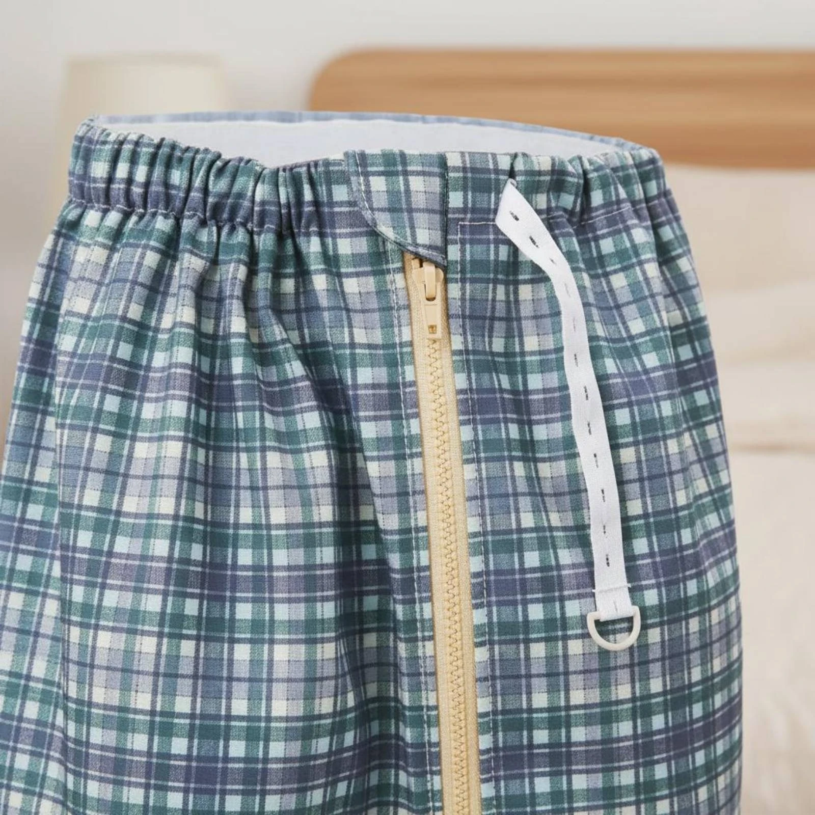 Waterproof Incontinence Skirt TPU Barrier Urine-Proof Skirt Continence Garment Adjustable Waistband Medical Wear Plaid