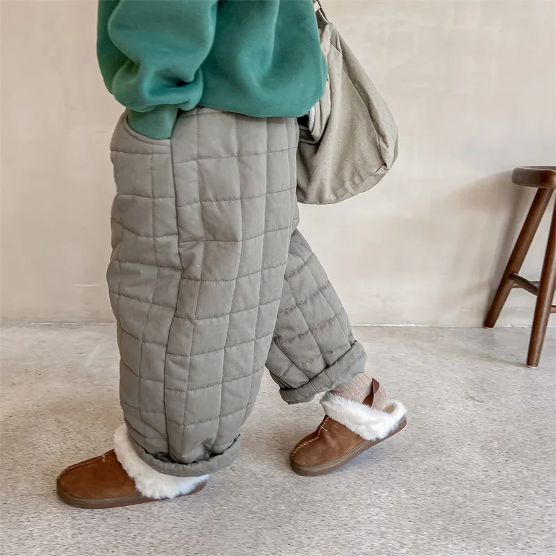 Neue Winterhose im koreanischen Stil für Kinder, dicke warme Hose, einfarbige, lässige Stepphose für Kinder – Detail 12