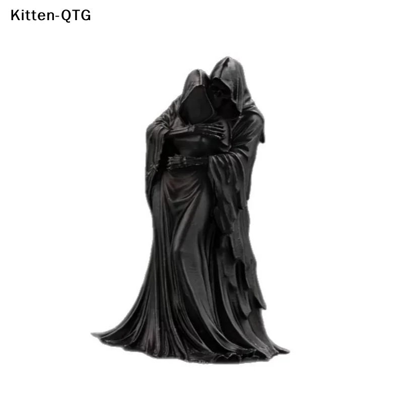 Hot 3D Printed Grim Reaper Hugging Couple Statue Exquisite Detail Gothic Design Perfect Halloween Desktop Decor