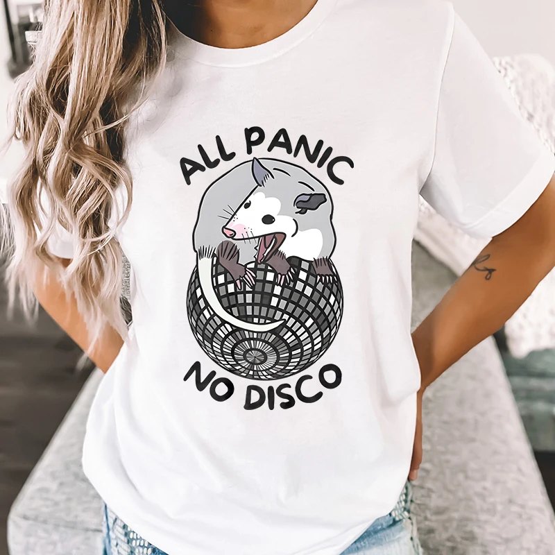 All Panic No Disco Opossum T-shirts Women Funny Screaming Street Trash Cat Graphic Tee Funny Possum Retro Animal Lover T-shirt