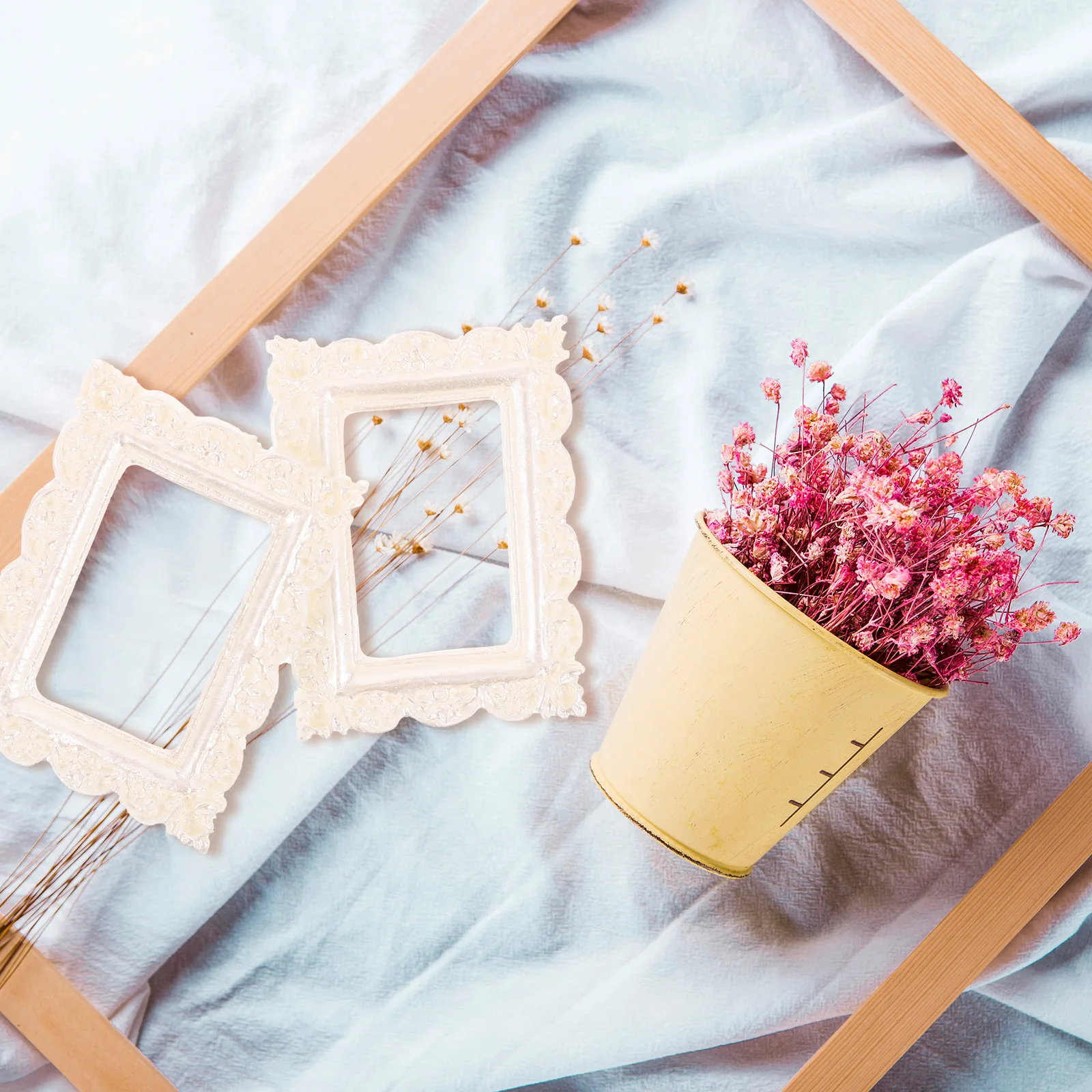 

10Pcs Miniature Picture Frames Retro Resin Photo Holder for Mini House Jewelry Shops Decoration Mini Resin Photo Frame