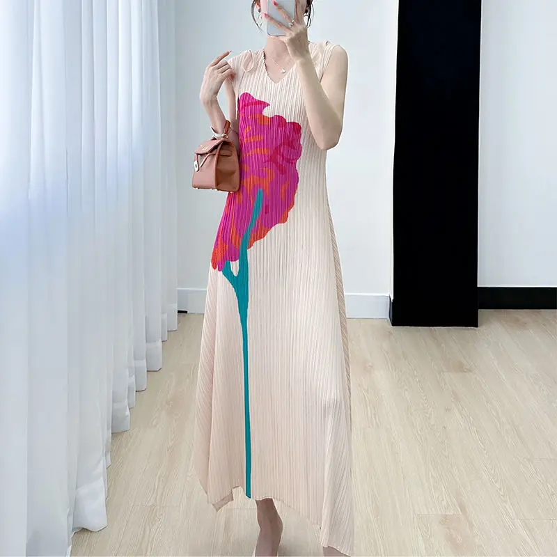 

High grade retro printed vest long dress female summer slimming pleated dress elegant temperament v neck sleeveless dress female