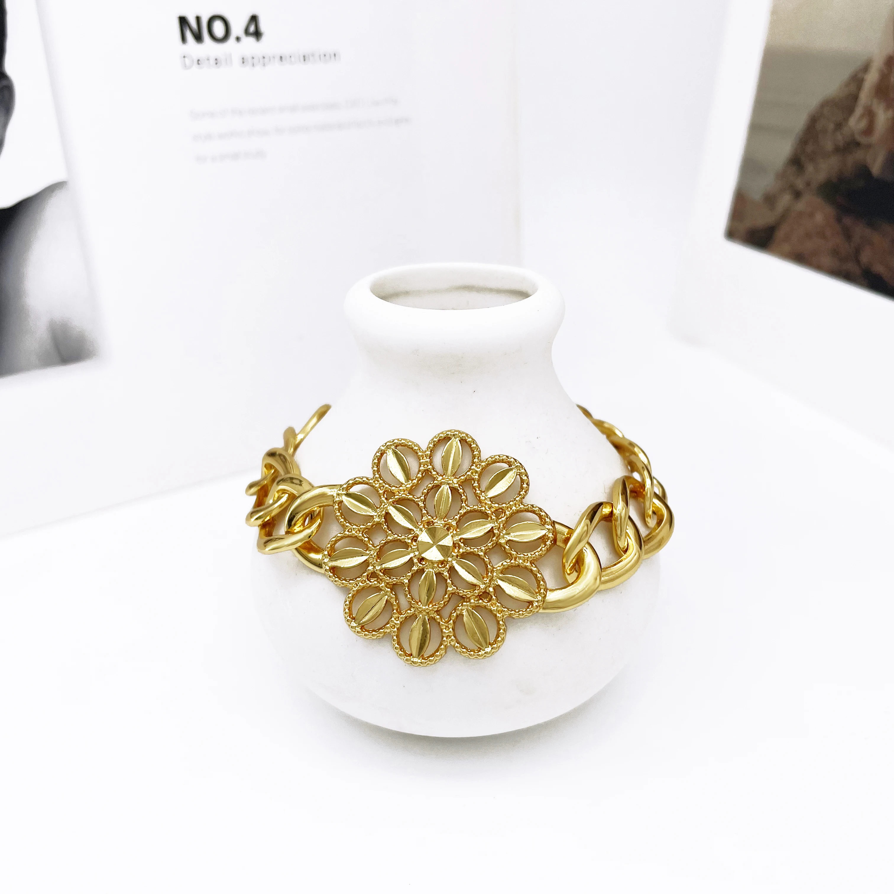 Classic Design Women Jewelry Set Italy 18K Gold Plated Necklace Earrings Bracelet And Ring 4PCS Jewelry Set Wedding Party Gift