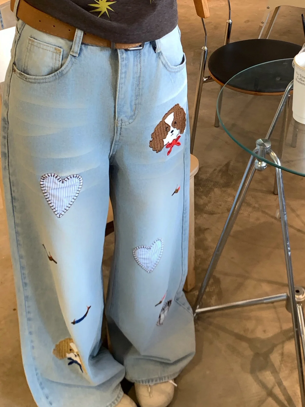 

Ретро джинсы с вышивкой в виде собаки, светло-голубые, женские, прямого кроя, утягивающие, длинные брюки, весна 2026, модные, с высокой талией, широкие штанины