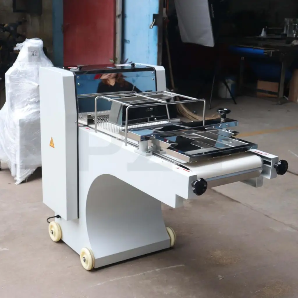 Commercial Bakery A Formadora De Pan Mini Long Loaf Toast Bread Dough Moulder Molder Moulding Making Bread Moulder Machine