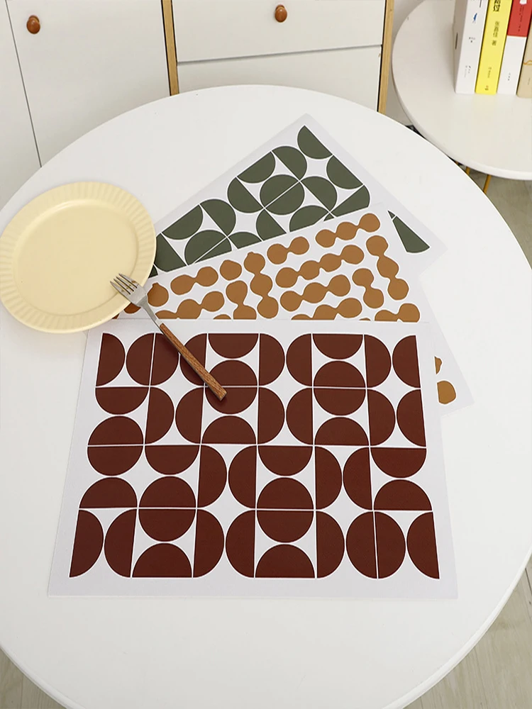 Simple Heat Resistant Placemats Oil-Proof Waterproof 3MM PU Leather Table Mat for Dining Room Kitchen Tableware Bistro Bar Home