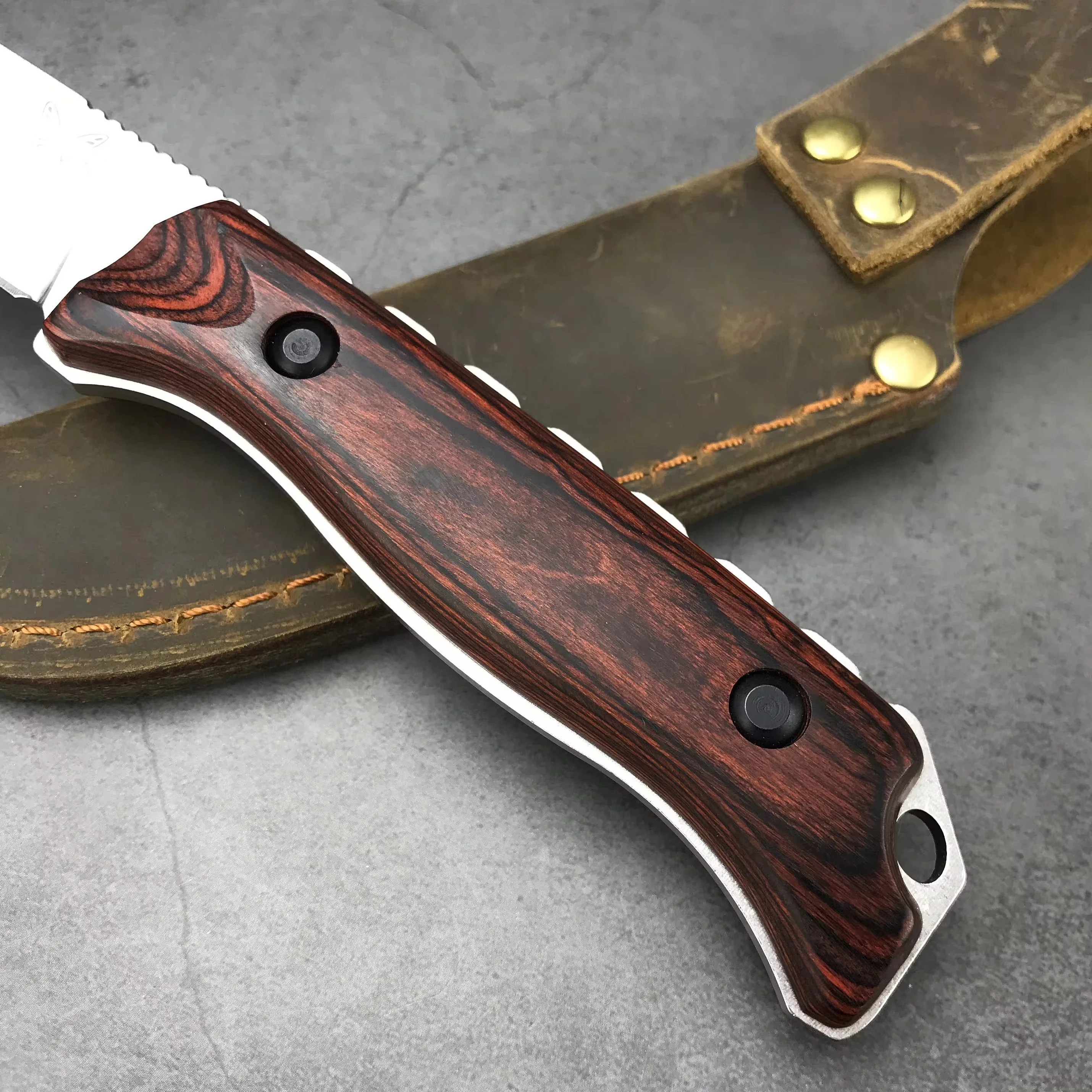 BM 15002 Hunt Mountain Tactical Fixed Blade Knife Wooden Handle Camping Self Defense Wilderness Survival Straight Knife