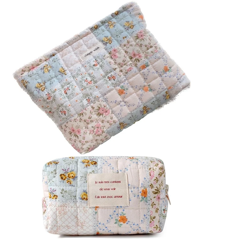 2Pcs Quilted Makeup Bag Makeup Organizer Bag Soft Skincare Holder Bag Padded Aesthetic Zipper Pouch Makeup Storage Bag