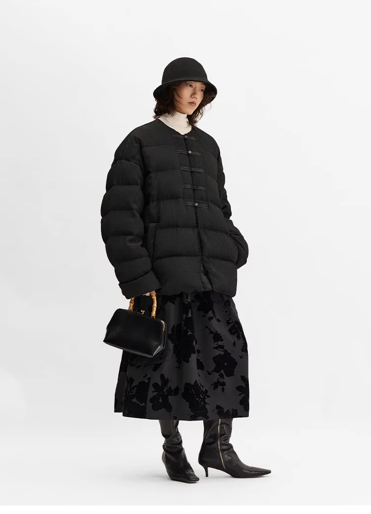 Women's New Chinese Style Goose Down Jacket with Button Detail, 2026 New Model, Made of Real Silk Guanle Crepe Fabric