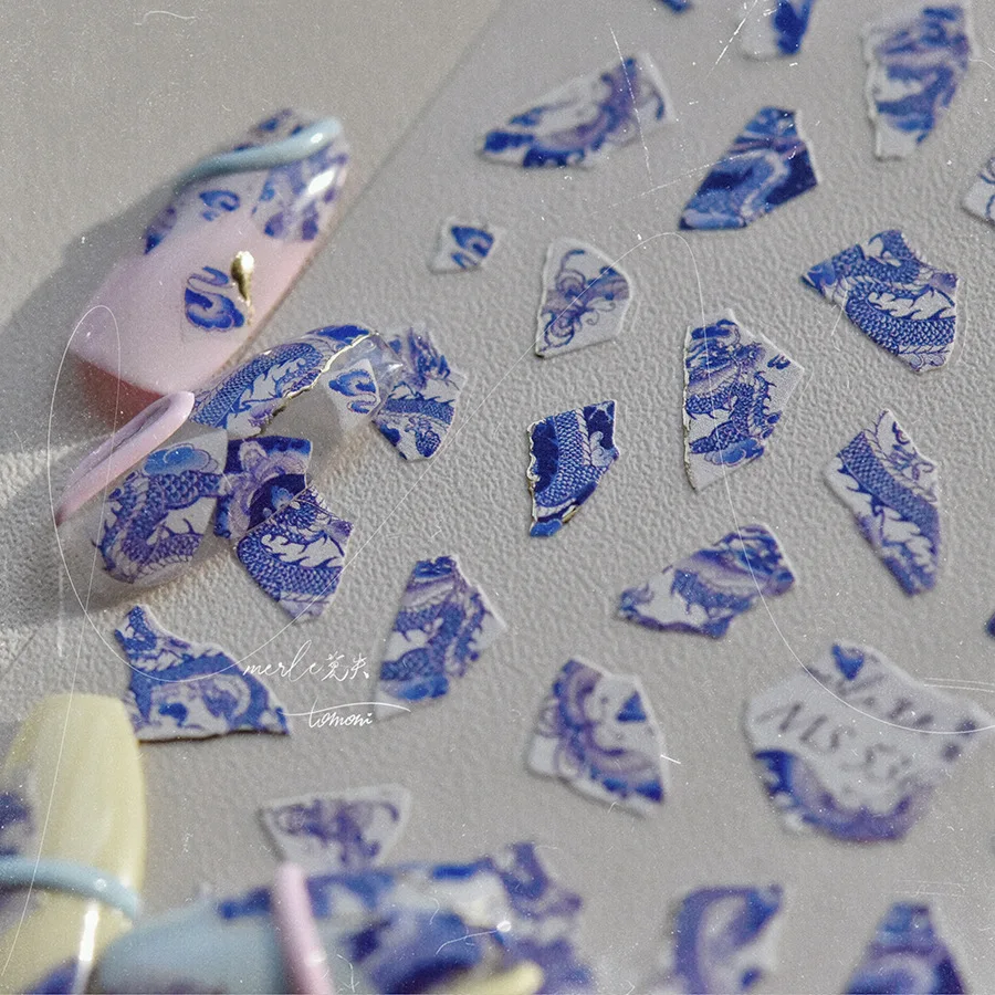 Pegatinas 5D de alta calidad para decoración de uñas, pegatinas Retro exquisitas en relieve de porcelana azul y blanca con dragón, pegatinas para decoración de uñas