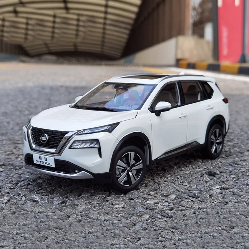 

1:18 Diecast 2021 Dongfeng X-Trail SUV Alloy Car Model Metal Toy Vehicles Car Model Simulation Boys Gifts Collection