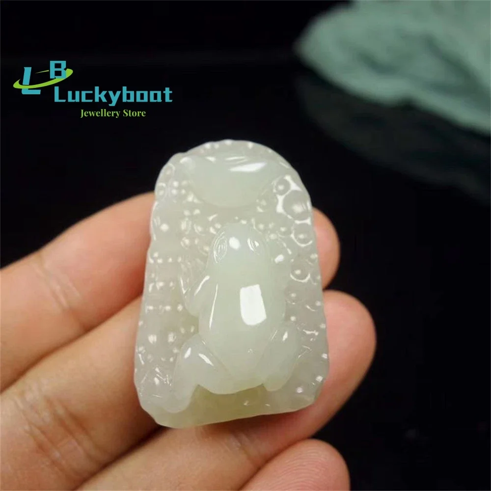 الحرف اليدوية الطبيعية شينجيانغ Hetian والمواد النهائية اليشم الدجال المال الضفدع قلادة