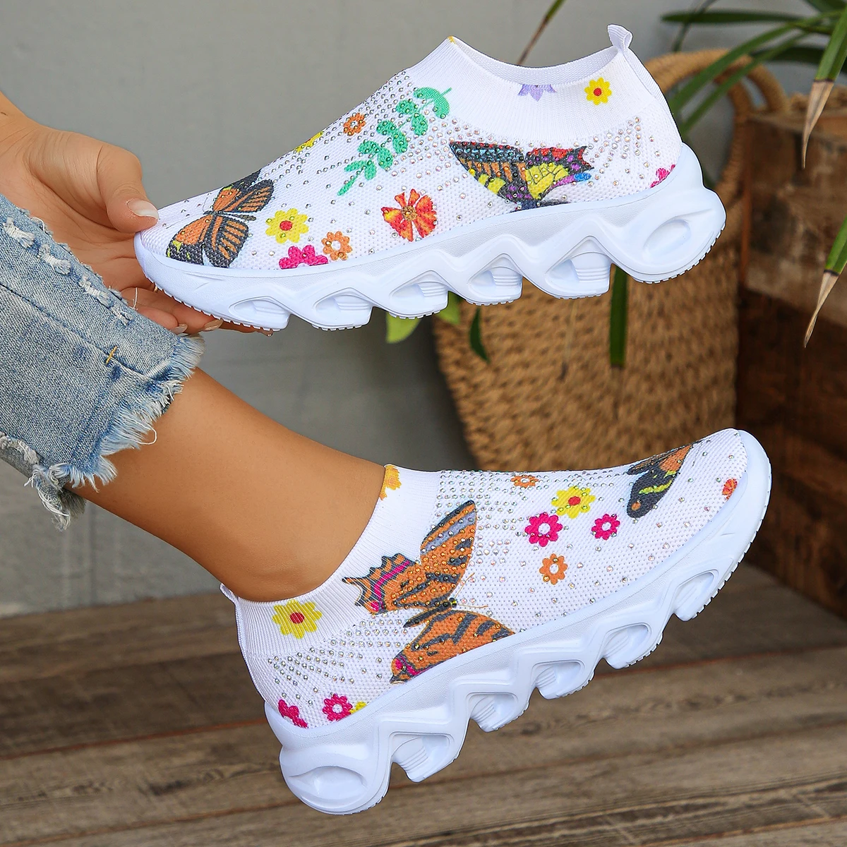 Crystal Floral Women\'s Knitted Sneakers Summer 2024 New Breathable Air Mesh Casual Shoes Woman Light Weight Walking Sports Flats