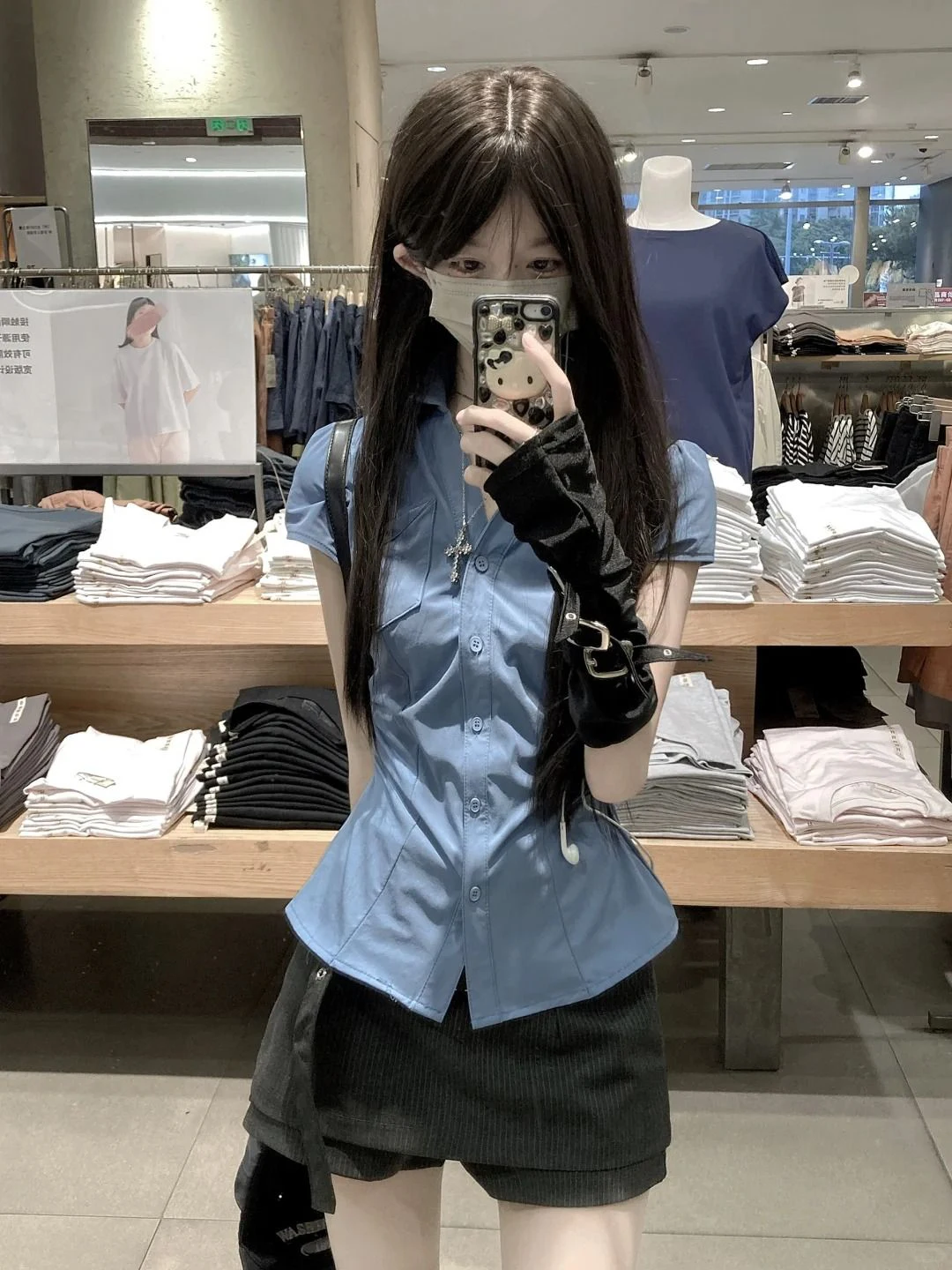 

Slim Fit Short Sleeve Blue Shirt Women's Fashion College Style Sexy Waist Cinched Spring Season Casual Neck Top