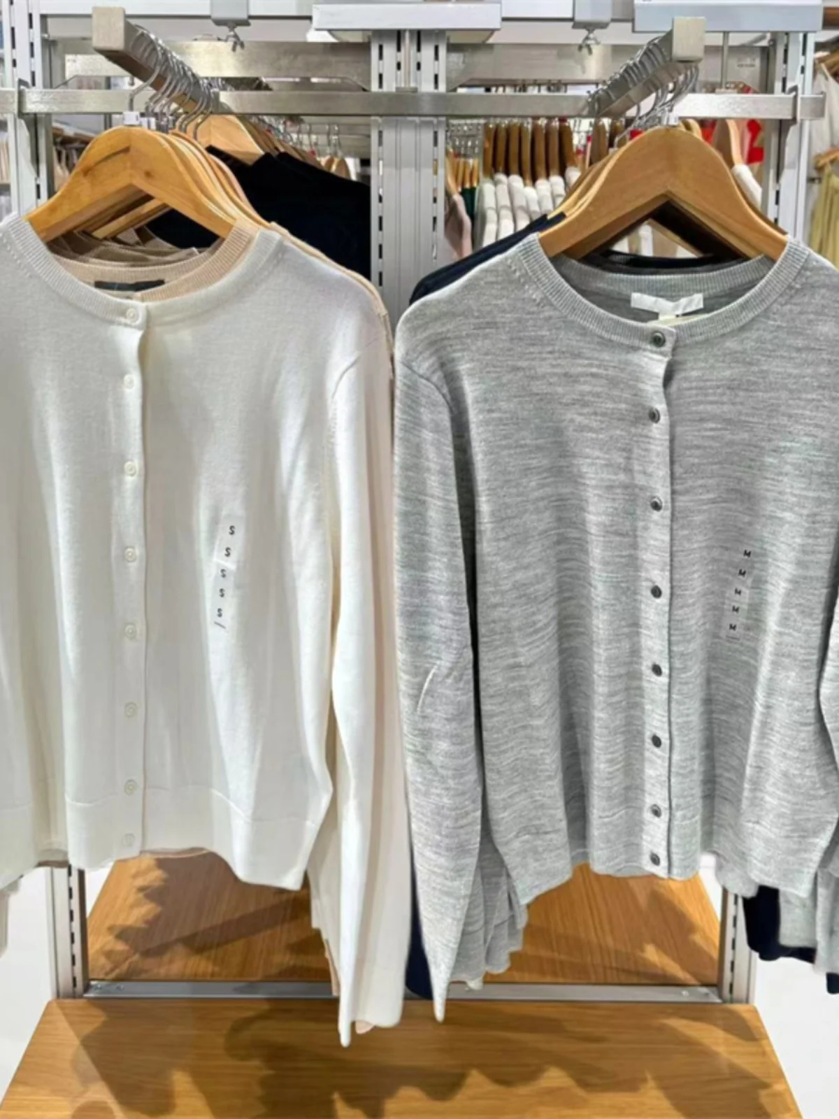 

Autumn 2024 Women's Slim Fit Knitted Cardigan Long Sve round Ne Open Front Light Outerwear Casual Sle Color