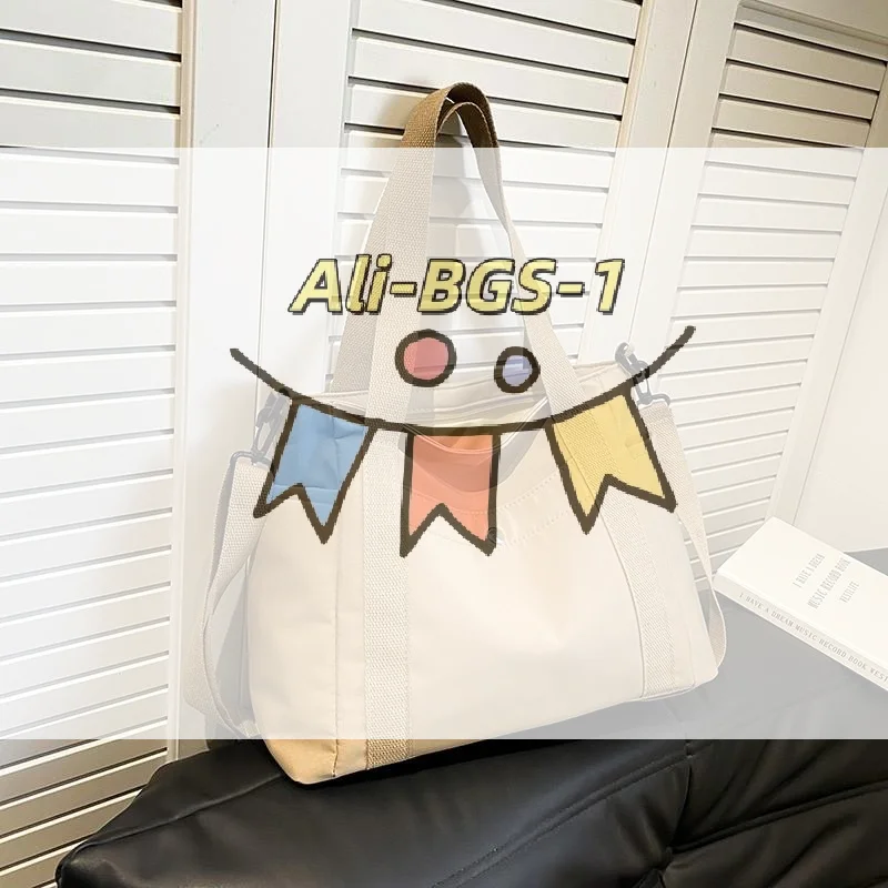 Versatile Large Capacity Crossbody Bag for Daily Life and Travel Needs