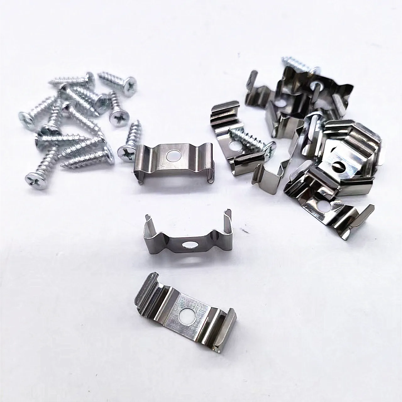 Mounting clips screws for Hex Garage Lights Honey comb Lamp tubes (50pcs per pack)