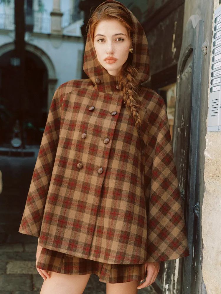 Autumn Winter Oversized Wool Cape Coats Women French British Style Double-Breasted Belted Brown Plaid Hooded Cape Coats Jackets