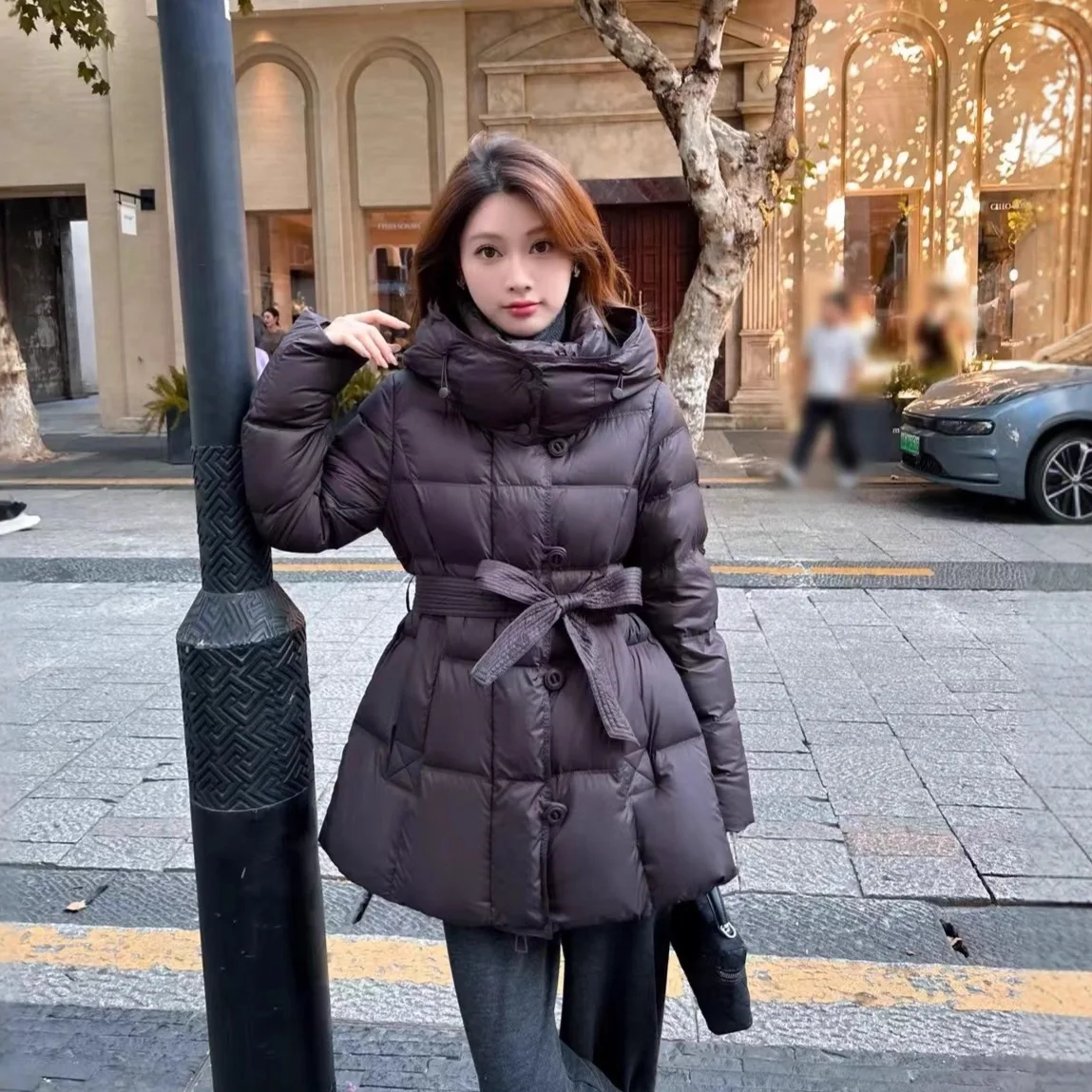 Winter European Fashion Women's Down Jacket Commuter Hoodie Strap 90 White Duck Down Jacket