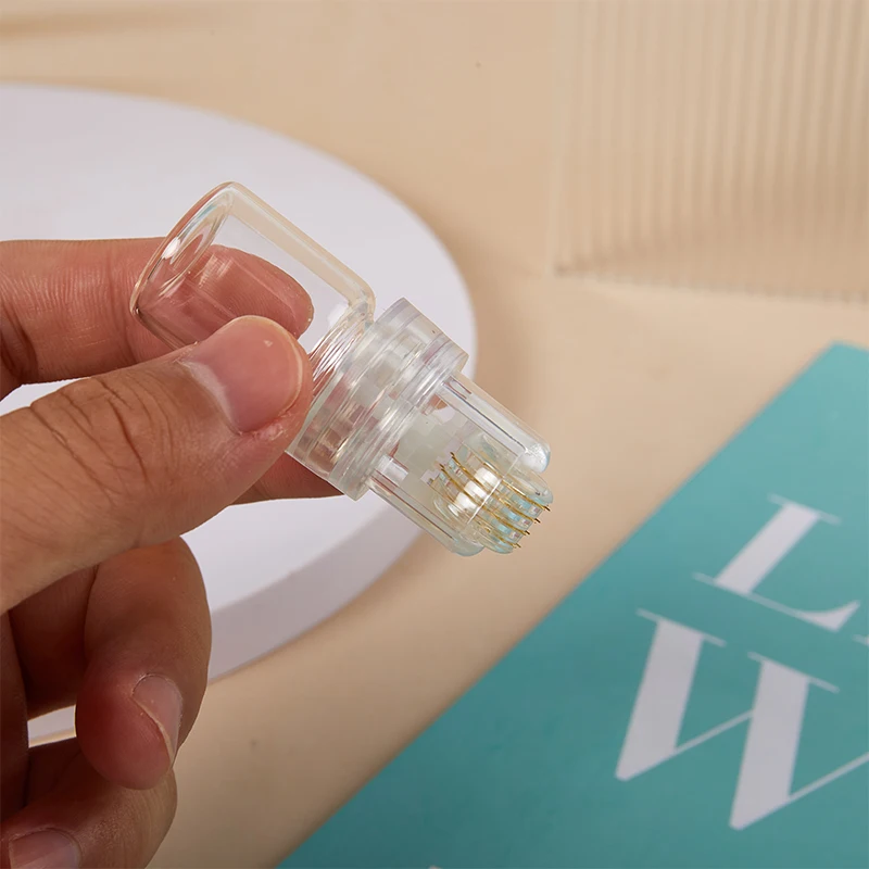 Derma Roller de Microagujas de Titanio de 64 Pines con Certificación CE, con Agujas de 0.25mm, Incluye Tubo de Gel