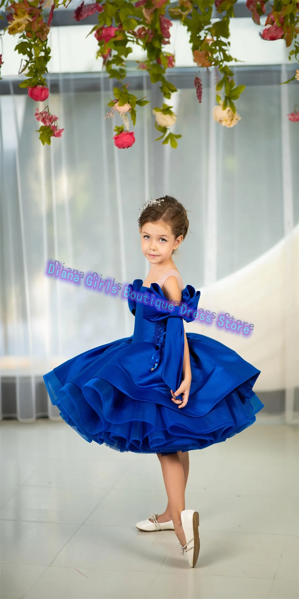 Vestido encantador de calidad para niñas pequeñas, vestido de flores para niñas, vestido de princesa de satén azul real para banquete, vestidos de noche para fiesta de cumpleaños para niños