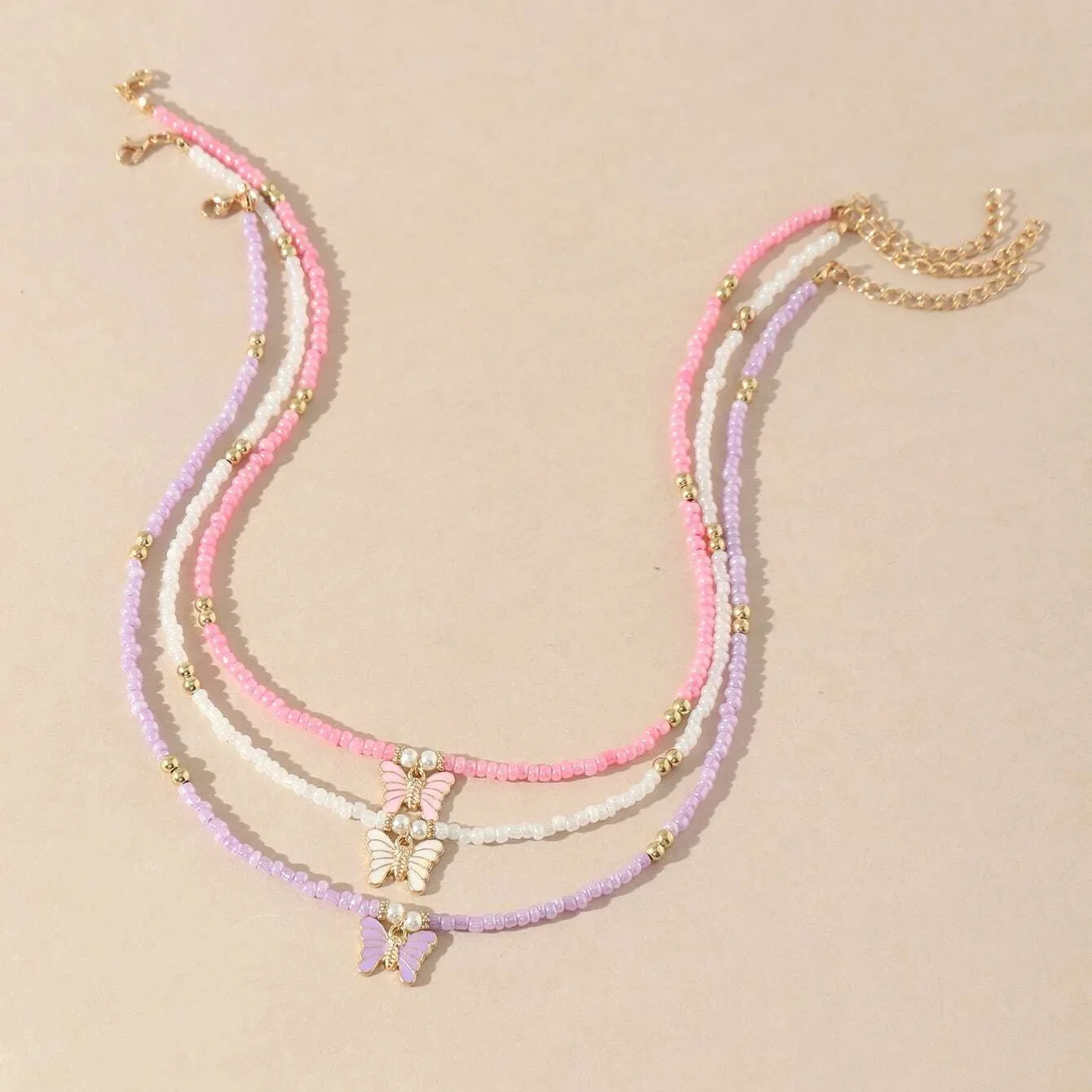 New Candy Color Beads Necklaces For Women Fashion White Pink Purple Beaded Strand Necklace Butterfly Choker Necklaces Jewelry