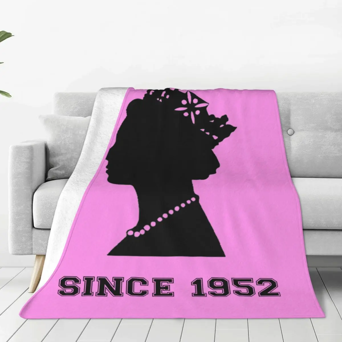 Queen Elizabeth II Ii Since 1952 Blanket Cover British Royal Crown Plush Throw Blanket Bed Sofa Decor Ultra-Soft Warm Bedsprea